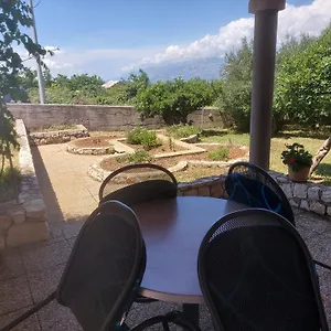  Apartment Jovici